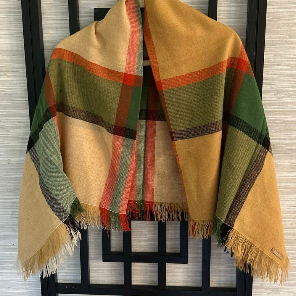 NWOT Lasserre Paris camelโand green color plaid wrap scarf with fringe shawl